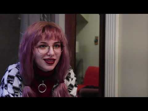 Micro Film: wig time