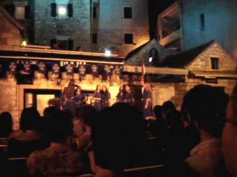 Klapa Drača - Jesi majko mlada bila (FDK Omiš 2012)