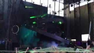 Paradiso Festival - Excision (Green Web + Crowd Surfing Monster)