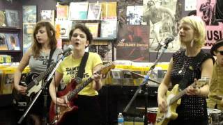 THOSE DARLINS LIVE FROM VINTAGE VINYL ST LOUIS MO 10/28/11