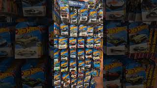 Pero no paramos la cacería de hot wheels ✨
