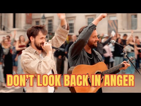London CROWD Goes CRAZY When These Guys Start Singing Oasis | Oasis - Don't Look Back In Anger