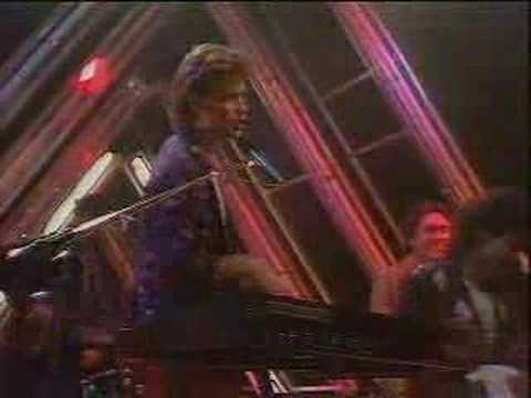 Hall and Oates-Maneater (TOTP)