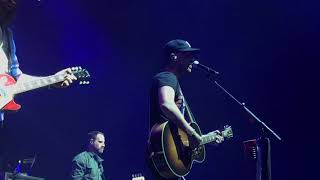 Pushing Up Daisies - The Brothers Osborne (LIVE)