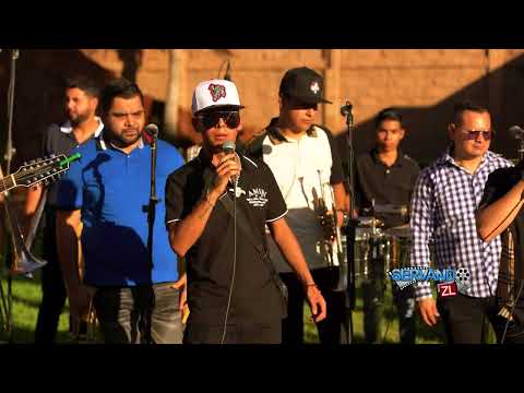 Unico Grado Ft. Banda Melon Melon - El Fieston (En Vivo 2024)