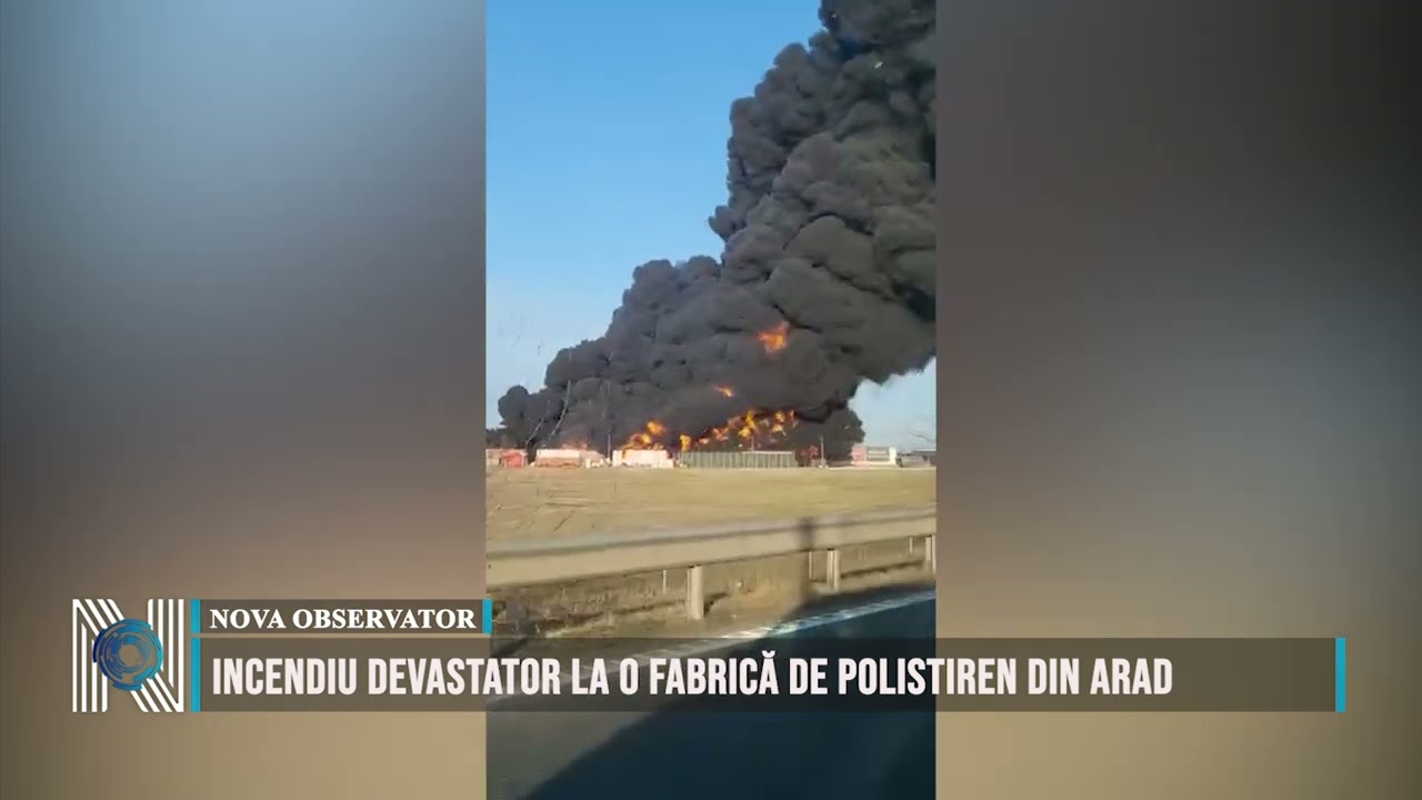Incendiu devastator la o fabrică de polistiren din Arad