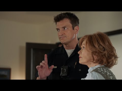 Nolan Responds to an Emergency with His Mom - The Rookie
