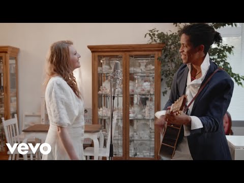 Stevon & Kayla Artis - Simple Things