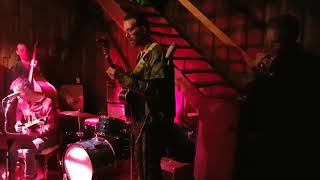 MojoFarm - Live! December 2017 - "Hello Little Girl" - Muddy Waters