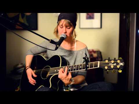 Space Traveler by Serena Postel (The Livingroom Sessions)