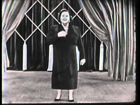The Kate Smith Hour: I'm Stepping Out with a Memory Tonight