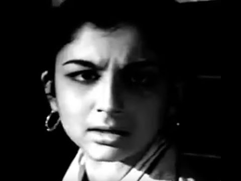 Nirjan Saikate Train Scene | National Award Winning Movie | Tapan Sinha