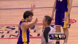 [討論] 第四節LBJ是不是有點老大的影子