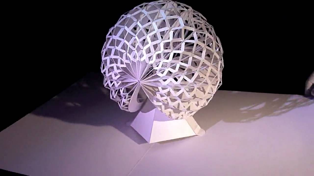 Paper sculpture pop up by Peter Dahmen