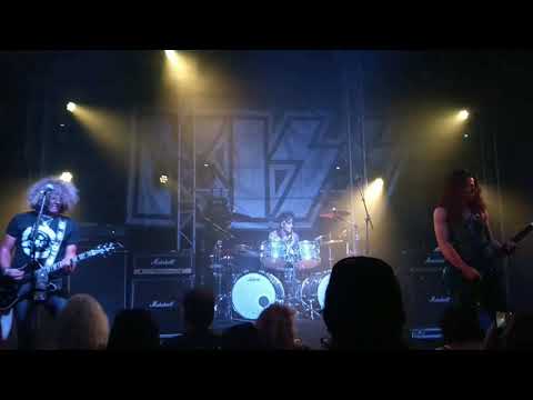 Sisters Doll - Brisbane Australia - 6/2/2021 - (You Make me) Rock Hard