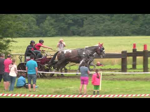 Do Nebanic dorazila vozatajská elita. Nesvačil jr. byl třetí v parkuru