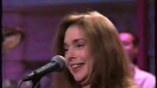 Nanci Griffith on David Letterman Show - September 14, 1994        Part.1