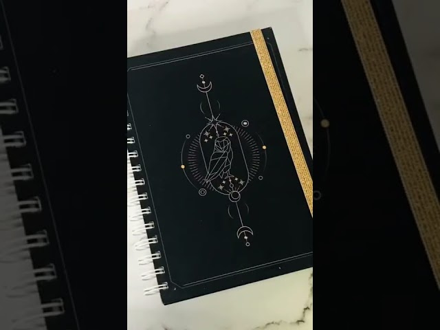 Vídeo relacionado con Fyrdyn Cuaderno de Tarot,Libreta para Lecturas de Tarot y Registro - Libro Estético para Práctica Diaria Ritual Energía Adivinación Lectura Mujeres Astrología Meditación
