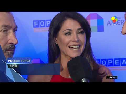 Daniel Vila y Pamela David en la entrega de los #PremiosFopea