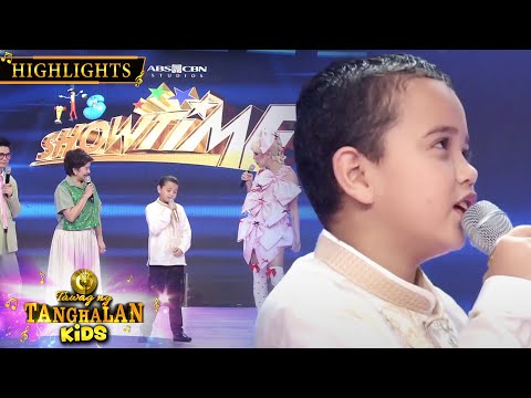 Kim tries to tell the story of the song "Too Much Love Will Kill You" Tawag Ng Tanghalan Kids