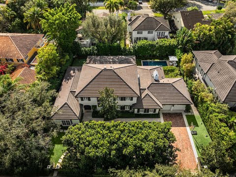 The Jills Zeder Group presents 6870 Granada Blvd, Coral Gables, FL 33146, USA