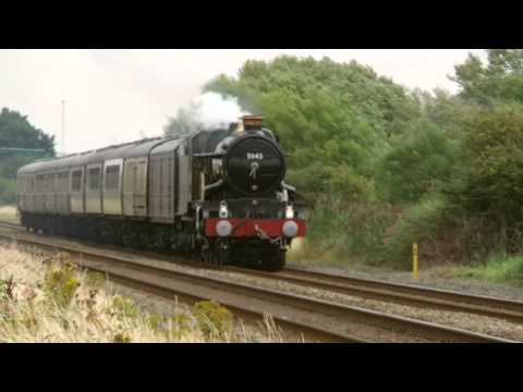 Prestatyn 17.8.2013 - GWR Castle 5043 Earl of Mount Edgcumbe on Welsh Dragon