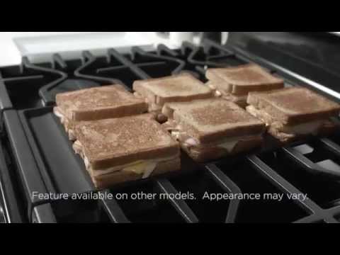 EXTRA-LARGE INTEGRATED NON-STICK GRIDDLE
