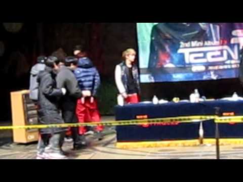 【fancam】120205 TEENTOP  mokdong サイン会