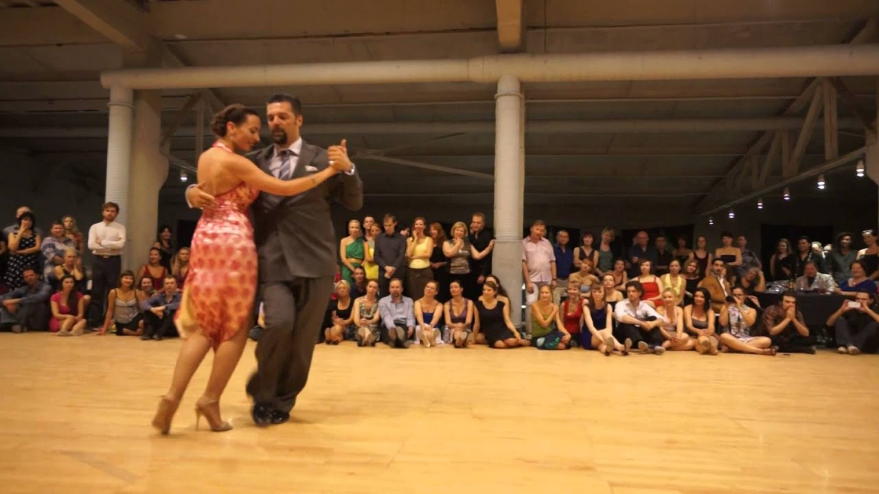 NM-14 SHOW FLACON II Diego Riemer y Natalia Cristobal Rivé 4/4