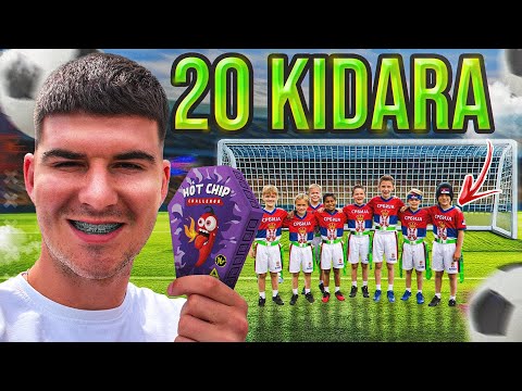 SOKOLOV VS 20 KIDARA FUDBALSKA UTAKMICA! *ako izgubim jedem najljući čips na svetu