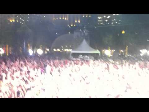 Diamonds In The Sky- TVR Malaysia with Deadmau5