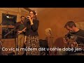 Marie Tilšarová & KDO JSME MY - Vánoční koncert v Černé Ovci