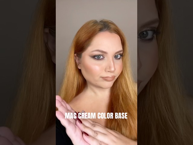 Vídeo relacionado con MAC Cosmetics Cream Colour Base Improper Copper 3,2 gr