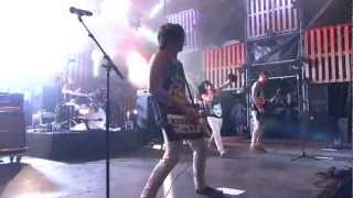 Family Force 5, Zombie live at Flevo 2012 [HQ]