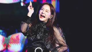 181201 | DO IT 두잇 | KimSejeong 세정 직캠 Fancam | Gugudan 1st concert &quot;PLAY&quot;