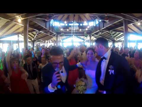 Entrata Sposi al Ristorante Divertente - Villa Chiara - Animazione Matrimonio Francesco Barattucci