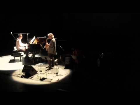 Adrian Carrio Quartet & Perico Sambeat - Beatrice