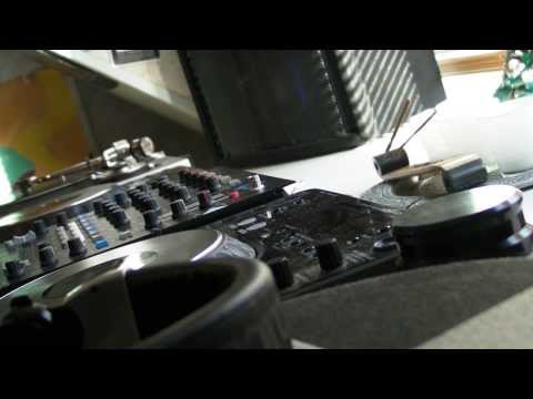 Deep House : Gari Romalis - Fabe