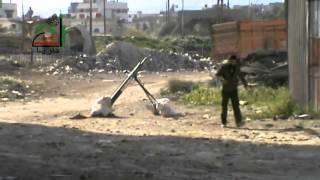 preview picture of video 'داريا-كتيبة سعد-قصف مطار المزةالعسكري بالهاون ج(2) 20-3-2013'