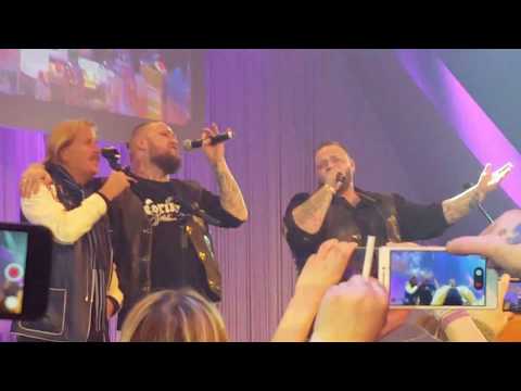 HAUDEGEN 19.12.2016   22. obdachlosenfeier von frank zander im estrell