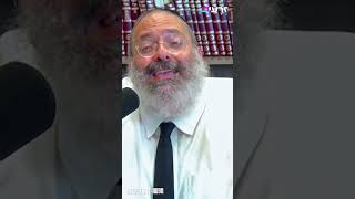 איך אפשר להתוודות על חטאים מתוך שירה? (הרב יוסף יצחק ג'ייקובסון) - התמונה מוצגת ישירות מתוך אתר האינטרנט יוטיוב. זכויות היוצרים בתמונה שייכות ליוצרה. קישור קרדיט למקור התוכן נמצא בתוך דף הסרטון