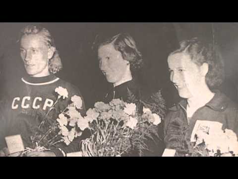 Yvette Williams wins gold in the Long Jump 1952
