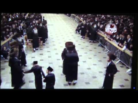 Belz Wedding 2014 - Part 47, Belz Rebbe Mitzvah Tantz 11