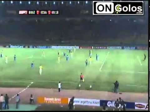 Brasil 4-2 Equador (Grupo B)