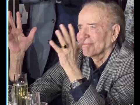 Carlos Menem y su estrella.
