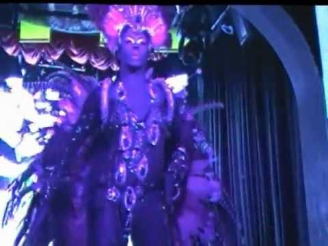 Beatriz über Blue Space