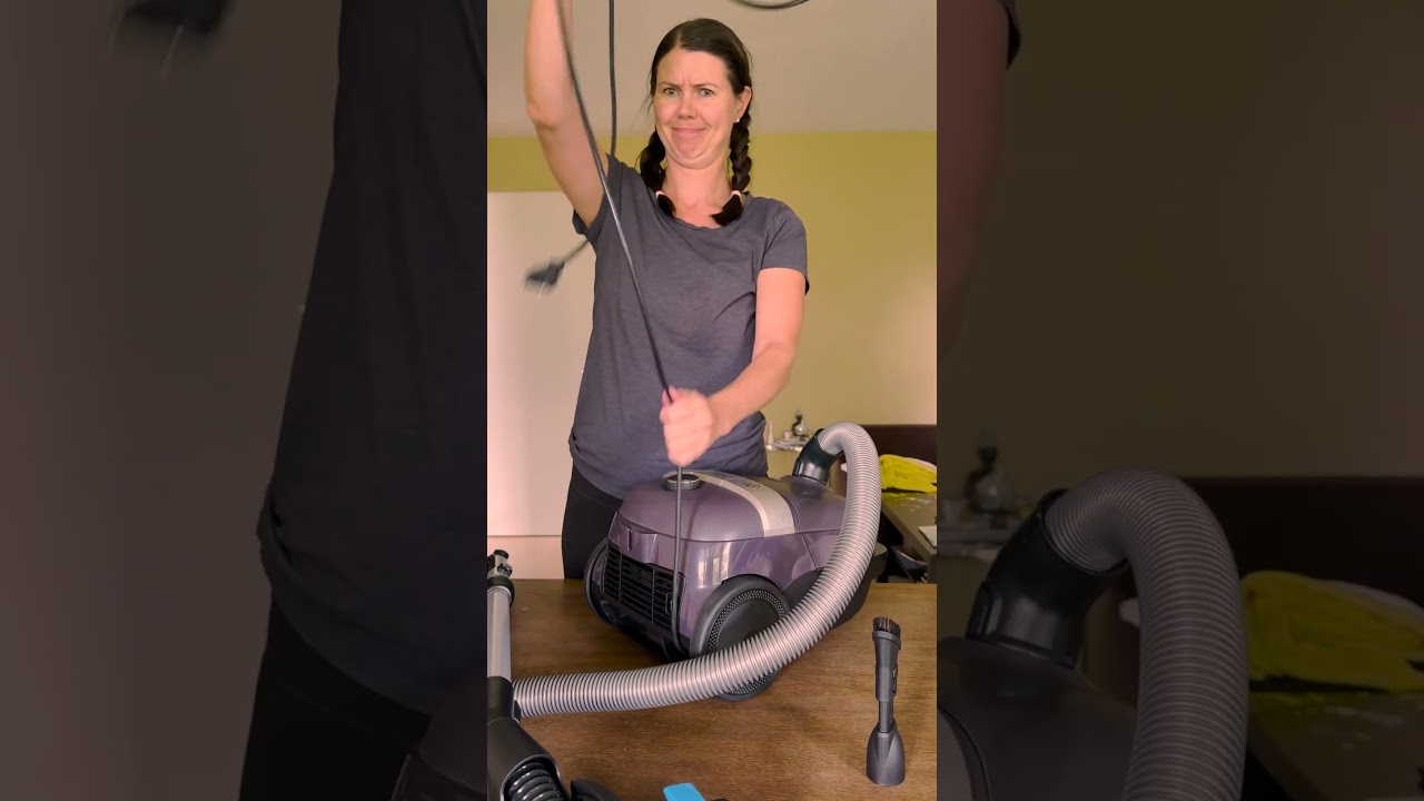Trisa Bodenstaubsauger Comfort Clean T3788 Schwarz/Violett