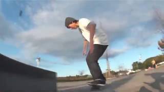 【WEST VS EAST 】 SKATER BATTLE ! Which one is better?　スケーター対決！！