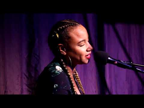 Natalie Duncan - Autumn -  live at Alstonefield, 23 June 2018