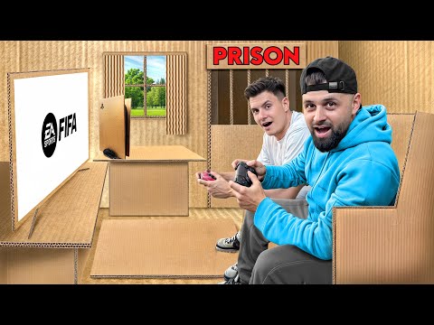 Stam 24h intr-o Casa de Carton ! *a rezistat??😳*